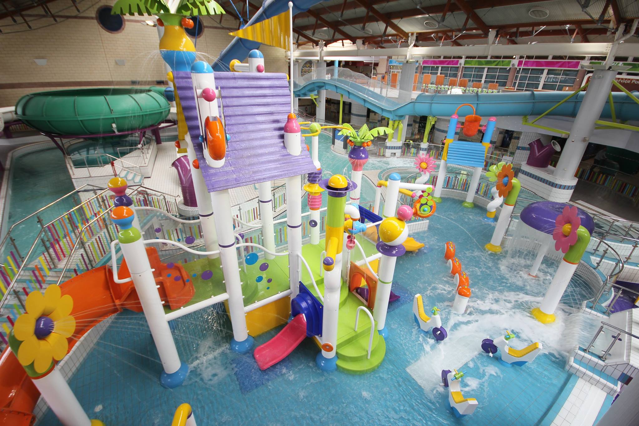 Birdseye view of children's swimming and play area at the leisureplex 